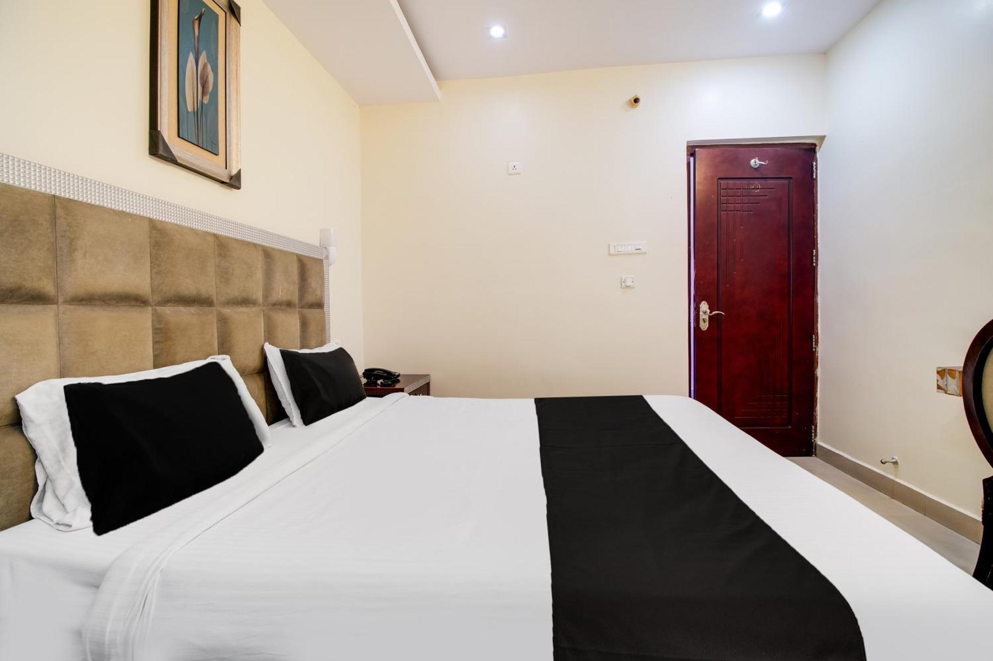 Super Townhouse Gajuwaka Near Cmr Mall Kurmannapalem Exterior photo